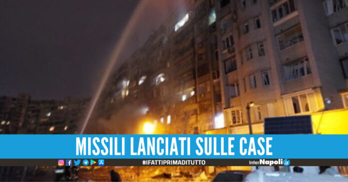Guerra in Ucraina, nessuna tregua: missili sulle case a 140 km orari