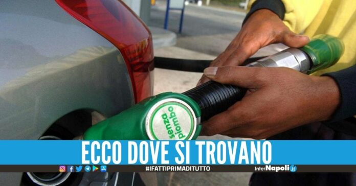 Prezzi folli della benzina a Napoli, sono 10 i distributori più economici