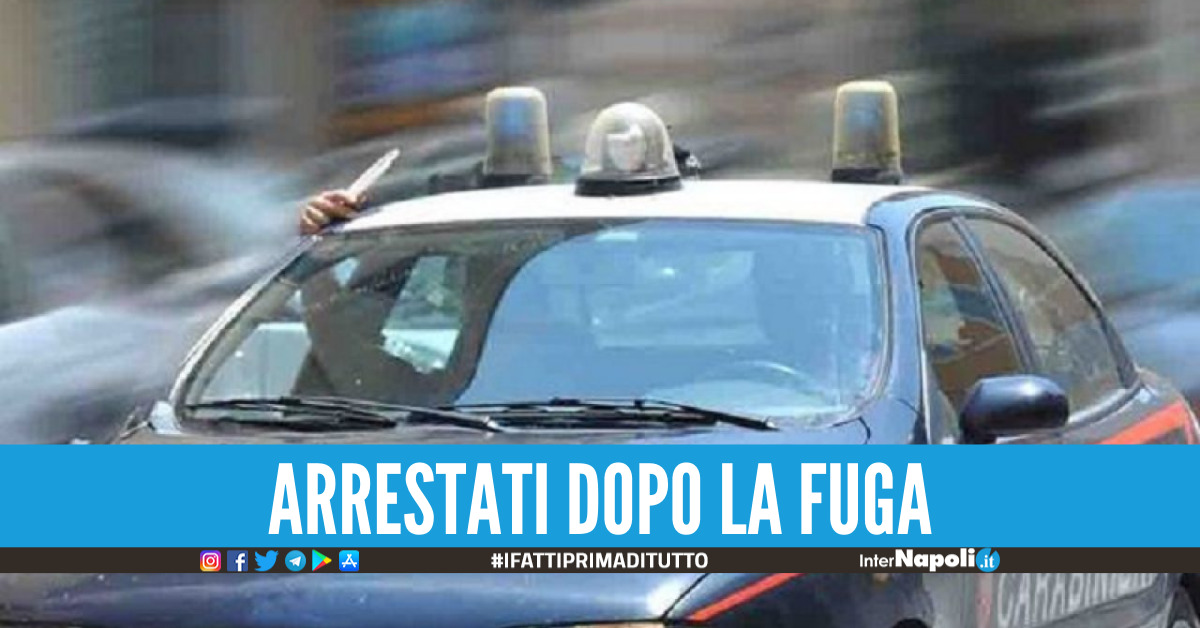 Prima il furto in profumeria, poi l'inseguimento con i carabinieri: 3 arresti in provincia di Napoli