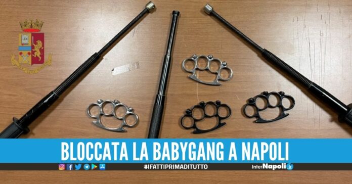 Picchiano i ragazzi con manganelli e tirapugni, fermati 7 minorenni a Napoli.  Ieri, nell'ambito dei servizi predisposti dalla Questura