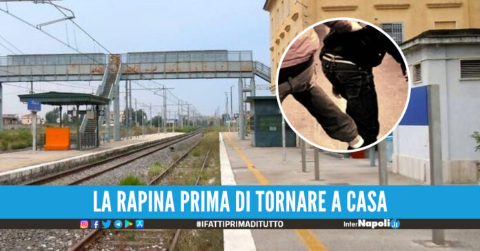 Paura nell'Agro Aversano, 22enne di Napoli rapinato e colpito con la pistola: era andato dalla fidanzata