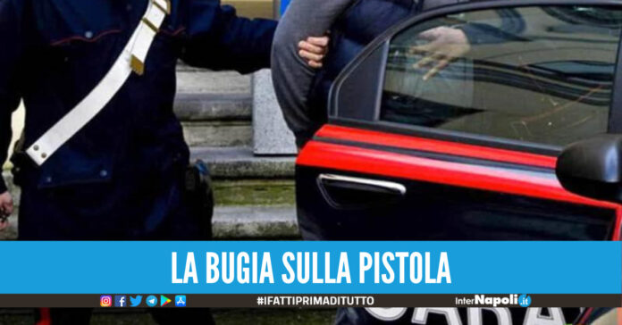 Mi hanno rubato la pistola!, ma l'aveva venduta ad un pasticciere carabinieri di Qualiano arrestano guardia giurata e l'amico