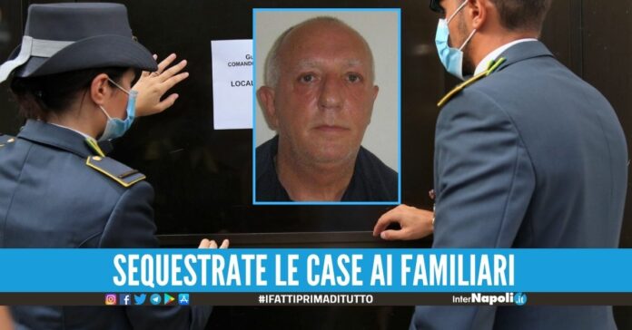Nascose armi per la camorra e la 'ndrangheta, confiscato il 'tesoro' agli eredi di Castiello