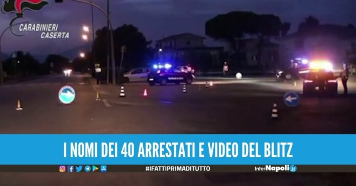 Operazione anti-droga tra Napoli e Casera, 3 organizzazioni si spartivano le piazze