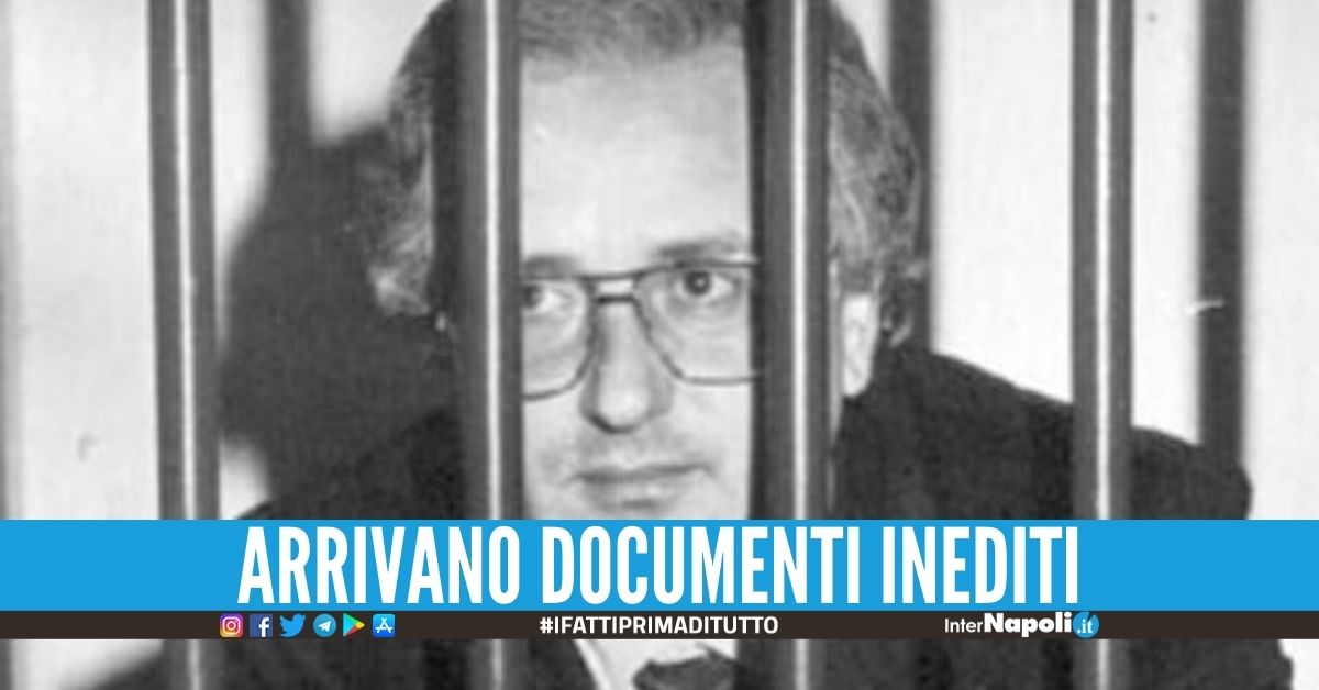 Serie-tv e film su Raffaele Cutolo, si lavora al 'Romanzo Criminale' per il boss della Nco