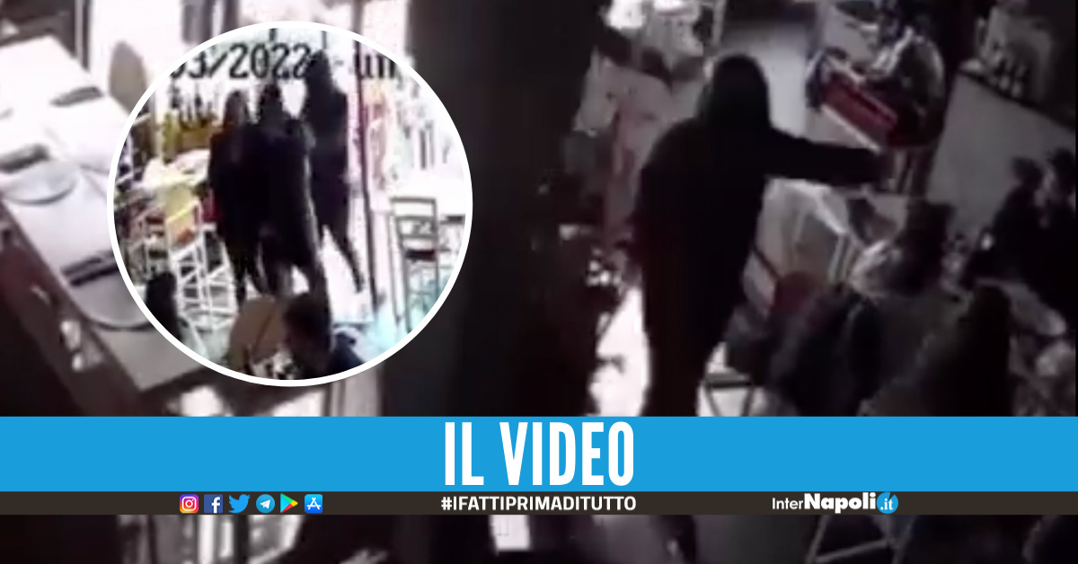 Video rapina ristorante San Sebastiano al Vesuvio