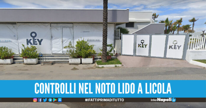 Opere abusive all’interno del lido ‘Key Beach’ a Licola, scattano i sigilli alle aree