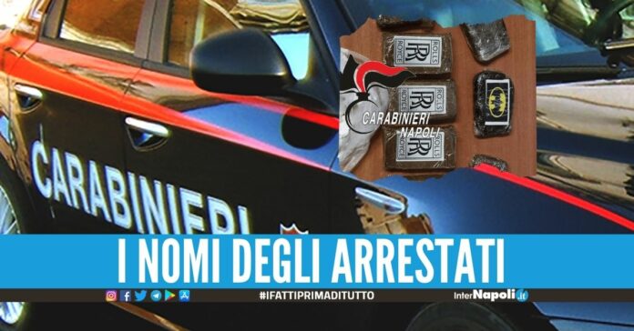 Beccati con 750 grammi di hashish marchiati 'Rolls-Royce' a Pomigliano 2 in manette
