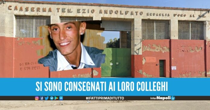 Condannati per l'omicidio Cucchi, i 2 carabinieri si consegnano a Santa Maria C.V militare