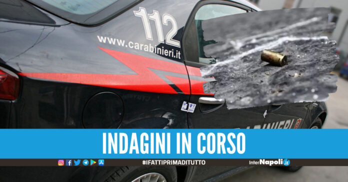 Auto dei carabinieri, bossolo - Foto di repertorio