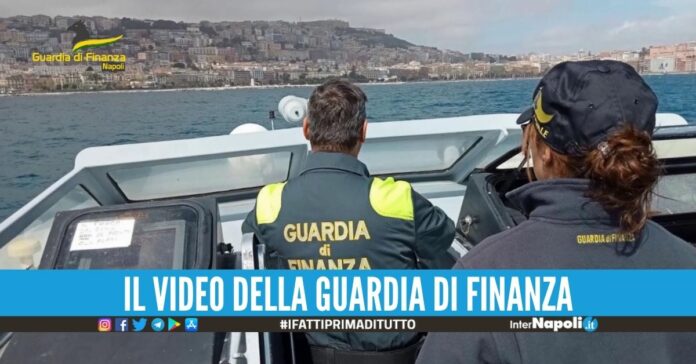 Controlli tra Posillipo e Marechiaro, scoperti gli abusivi dello Scoglione