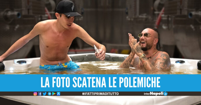Gue Pequeno, bagno nella vasca di prosecco: scoppia la bufera