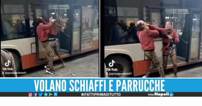 Rissa tra Tiktoker a Napoli, il video-denuncia: “C’erano anche bambini”