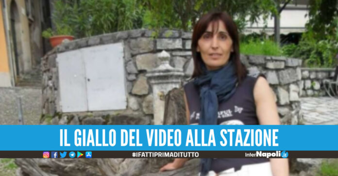 Docente travolta dal treno a Marcianise, per i familiari non è un suicidio: il giallo del video