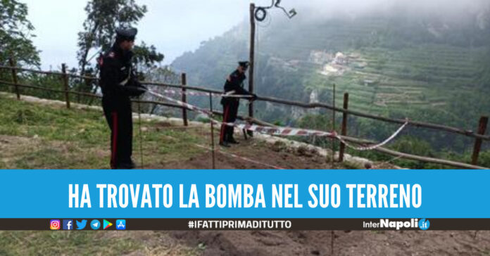 Trova una bomba a mano nel suo terreno, interviene l'Esercito: paura in provincia di Napoli