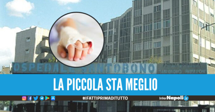 Bimba travolta dallo scooter a Napoli, migliorano le condizioni della piccola dopo l'operazione