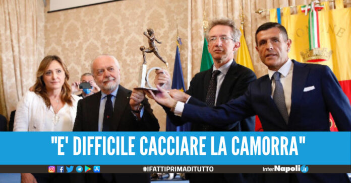 De Laurentiis a muso duro Stadio nuovo Non si può eliminare la camorra dal paese...