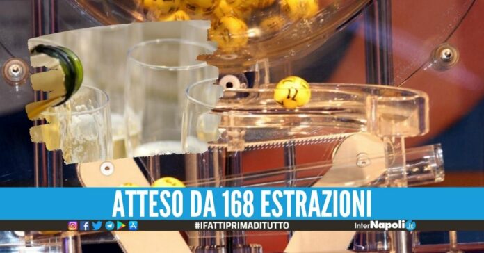 Esce l'8 ritardatario sulla ruota di Napoli, vinti oltre 19 milioni di euro