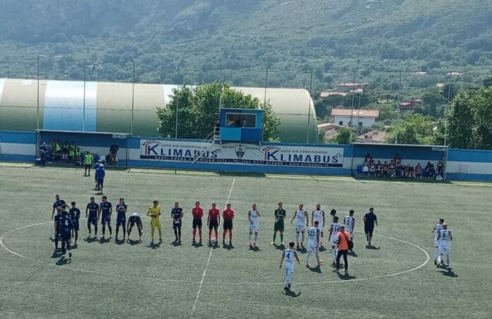 Goleada del Giugliano al Formia, ora la serie C è ad un passo