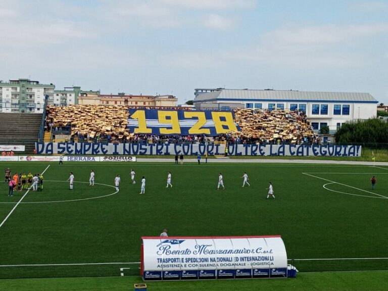 Giugliano, vittoria col Cassino e festa promozione in C. Mazzamauro: “Ho avuto garanzie per i lavori allo stadio”