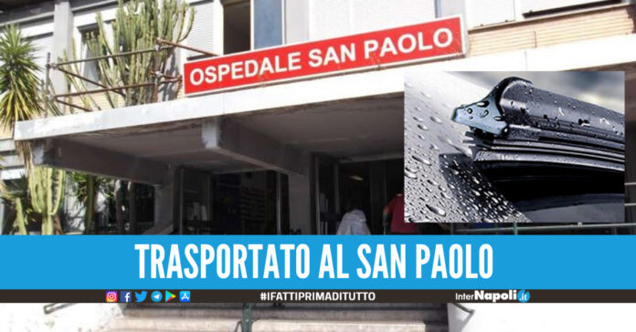 Ferito a colpi di tergicristallo