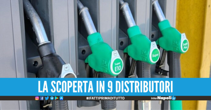 Pompa carburante, foto di repertorio