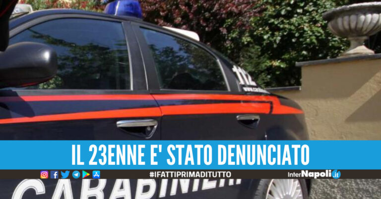 Napoli, la follia di un 23enne: prende a schiaffi un carabiniere per vedere la sua reazione