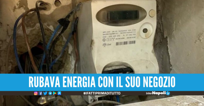 Ruba 8mila euro di corrente con il 'pezzotto', arrestato 47enne di Pozzuoli