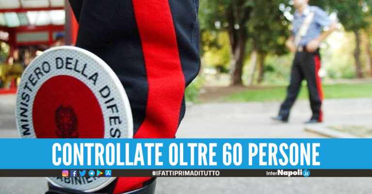 Guida tra le strade di Napoli senza patente, arrestato 19enne: in auto aveva un tirapugni