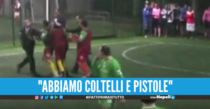 Partita di calcetto finisce in violenza a Casoria, giovane rinchiuso e pestato nello spogliatoio