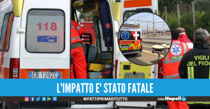 Tragedia tra Napoli e Caserta, uomo evita un treno ma viene travolto da un altro convoglio