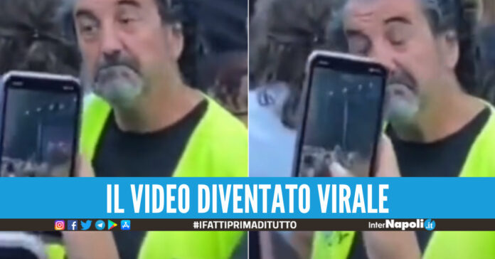 Chi è Ivano Monzani, l'addetto alla sicurezza diventato virale per le reazione durante il concerto trap