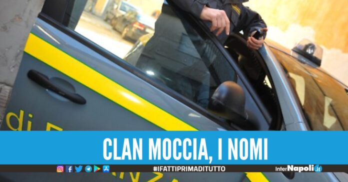 Fatture false e autoriciclaggio per favorire il clan Moccia, arresti e sequestri