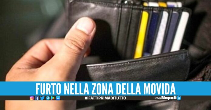 Rubano il portafoglio ad una 20enne di Giugliano, paura ai Quartieri Spagnoli