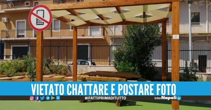 Parco vieta l'uso dei telefonini: 