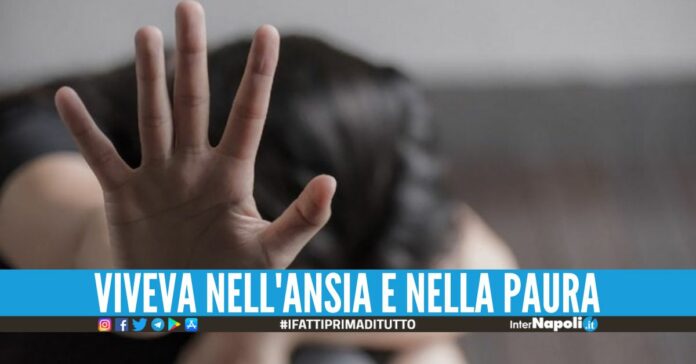 Pedina la ex e danneggia la sua auto, stalker arrestato nel Napoletano