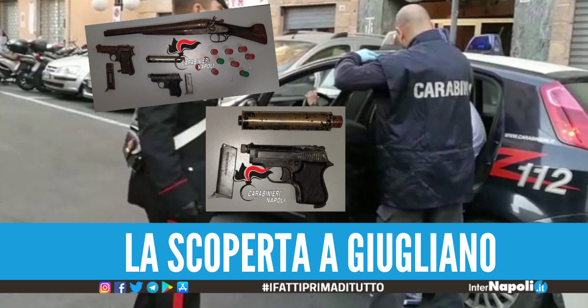 Blitz dei carabinieri a Giugliano, scoperto arsenale in un casolare e droga