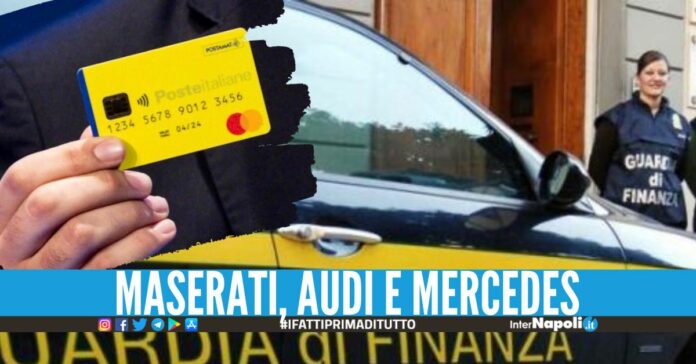 Aveva intestate 74 auto di lusso e incassava il Reddito di Cittadinanza