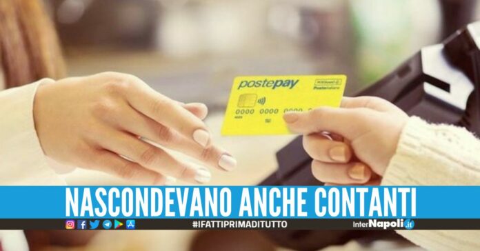 Tentano la truffa con la Postepay, 8 denunciati tra Napoli e Casoria