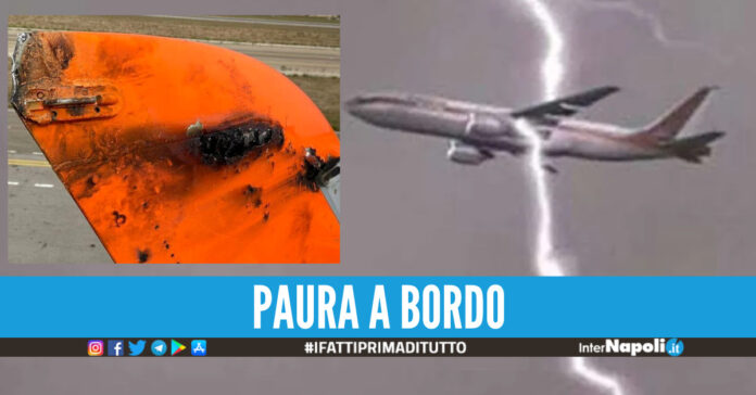 Foto di repertorio, nel riquadro l'ala colpita