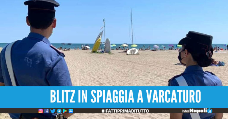 Spaccio terra-mare sulla spiaggia a Varcaturo, scatta l’arresto dopo il blitz dei carabinieri