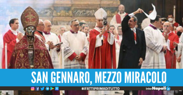 San Gennaro, mezzo miracolo il sangue era già metà sciolto. Il Vescovo Non importa