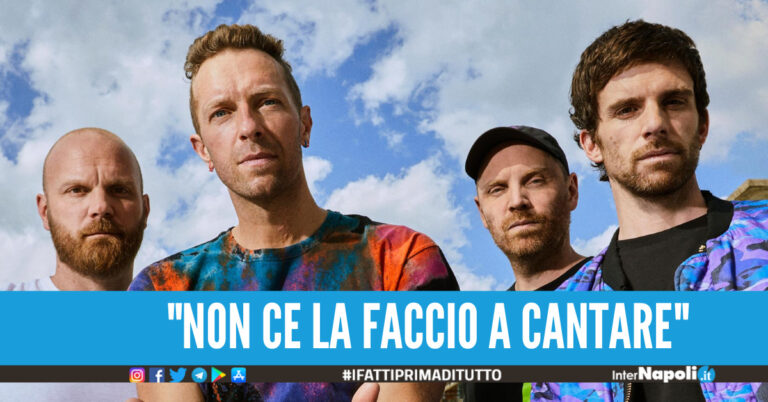 Coldplay, Chris Martin ha un’infezione ai polmoni: rimandate le date del tour 