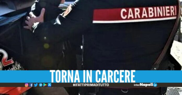 Condannato all'ergastolo per omicidio ma faceva l'ambulante a Napoli