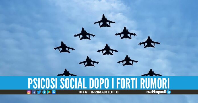 Aerei militari in volo a bassa quota su Napoli, svelato il motivo