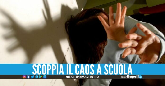 Maestra aggredita a Scampia, denunciato la nonna del bimbo