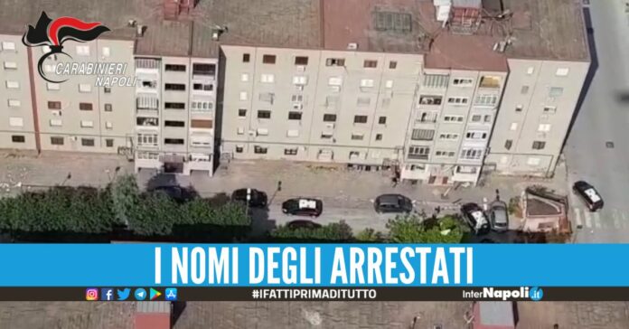 Doppio arresto nel Parco Verde, colpiti i market della droga