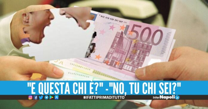 Manteneva la moglie e il figlio con i 150mila euro estorti all'amante