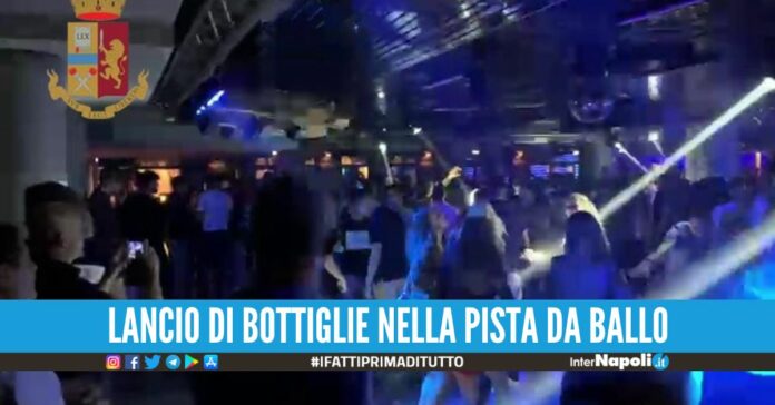 Risse e bottigliate nella note discoteca a Sorrento: scatta la chiusura