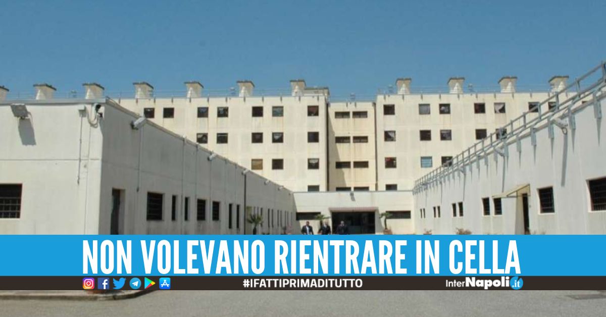 Rivolta nel carcere di Velletri, detenuti si barricano per ore